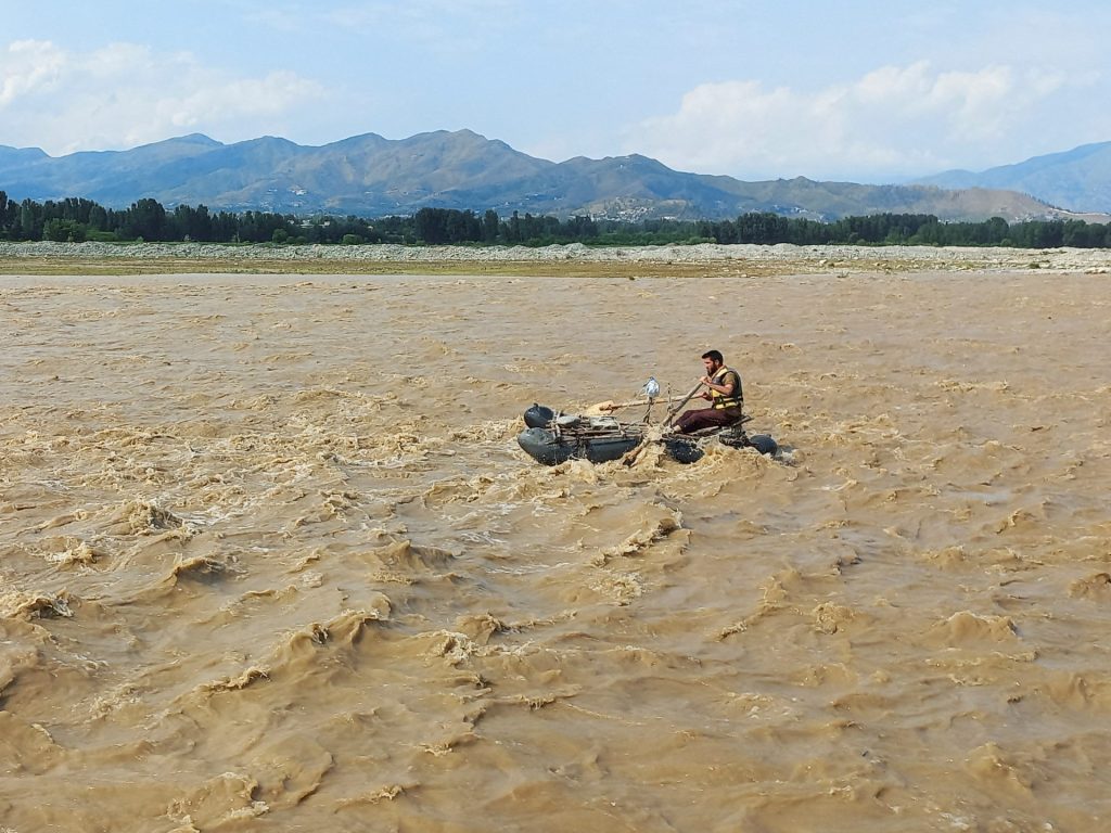 Perché il Pakistan è così vulnerabile alle inondazioni mortali?