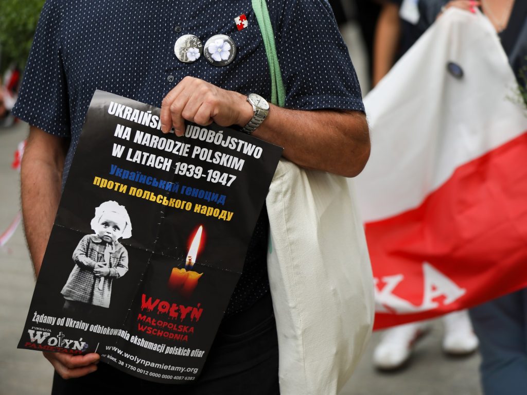 Genocidio o tragedia? Ucraina, Polonia in contrasto con Volyn Massacre del 1943