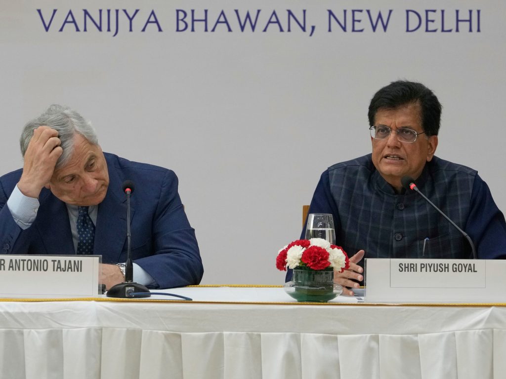 L'India dice pronta a fare un accordo con noi ma l'interesse nazionale per essere "supremo"