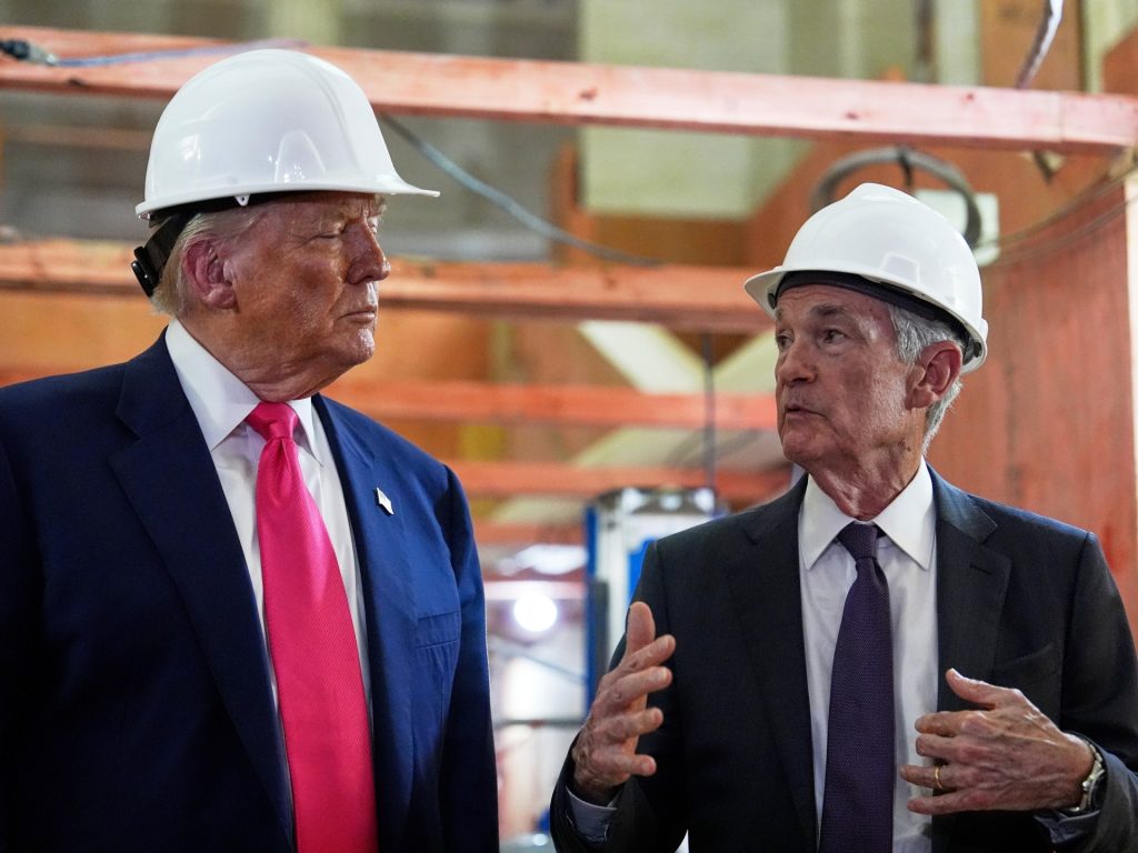 Trump visita il quartier generale della Federal Reserve degli Stati Uniti in mezzo alla faida con il presidente Powell