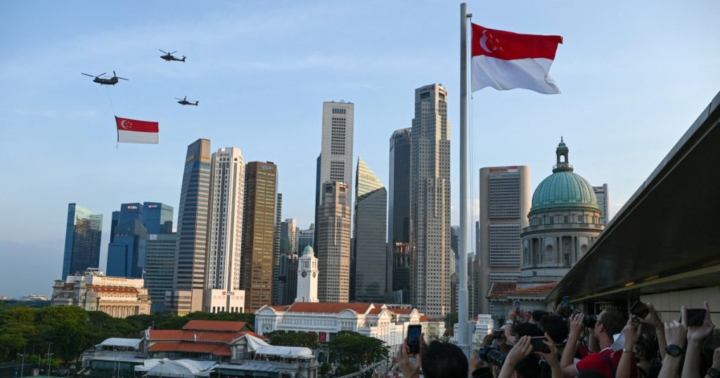 Singapore celebra il successo nel 60 ° anniversario, ma le sfide incombono