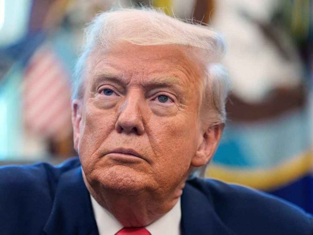 "Andrà bene per 90 anni": Trump difende i record sulla sicurezza sociale