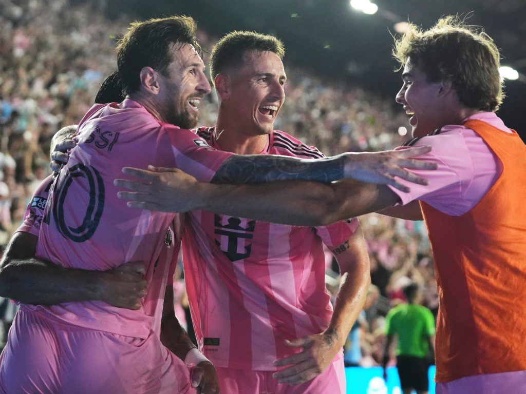 Coppa dei campionati: gli obiettivi di Messi inviano Miami; Sounders ha battuto la Galaxy