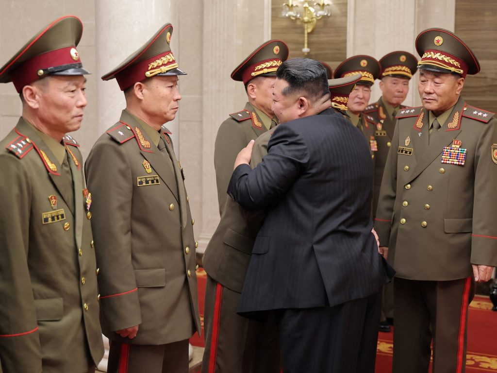 Le truppe "eroiche" di Kim della Corea del Nord hanno schierato con la Russia in Guerra Ucraina