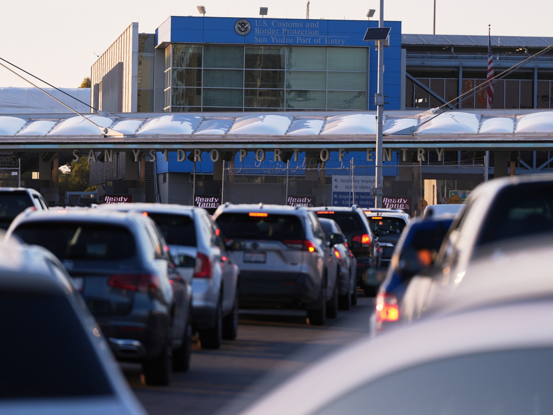 Per alcuni turisti richiedono un legame fino a $ 15.000 per alcuni turisti