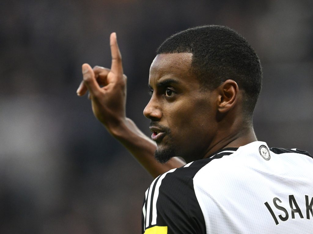 Isak segni con Liverpool da Newcastle per record British Commission: Rapporto