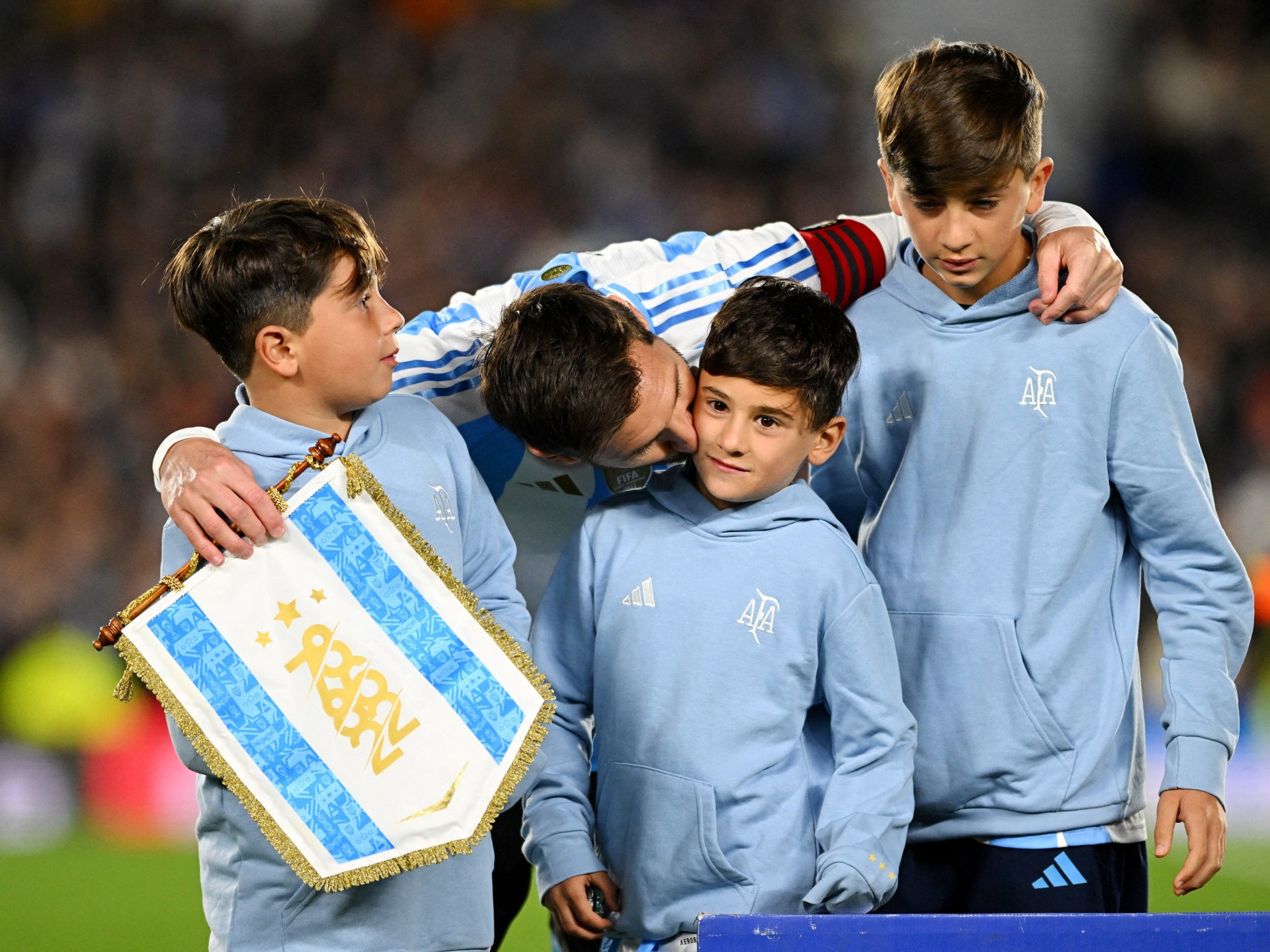 Messi Brace per l'Argentina Downs Venezuela in Coppa del Mondo emotivo addio