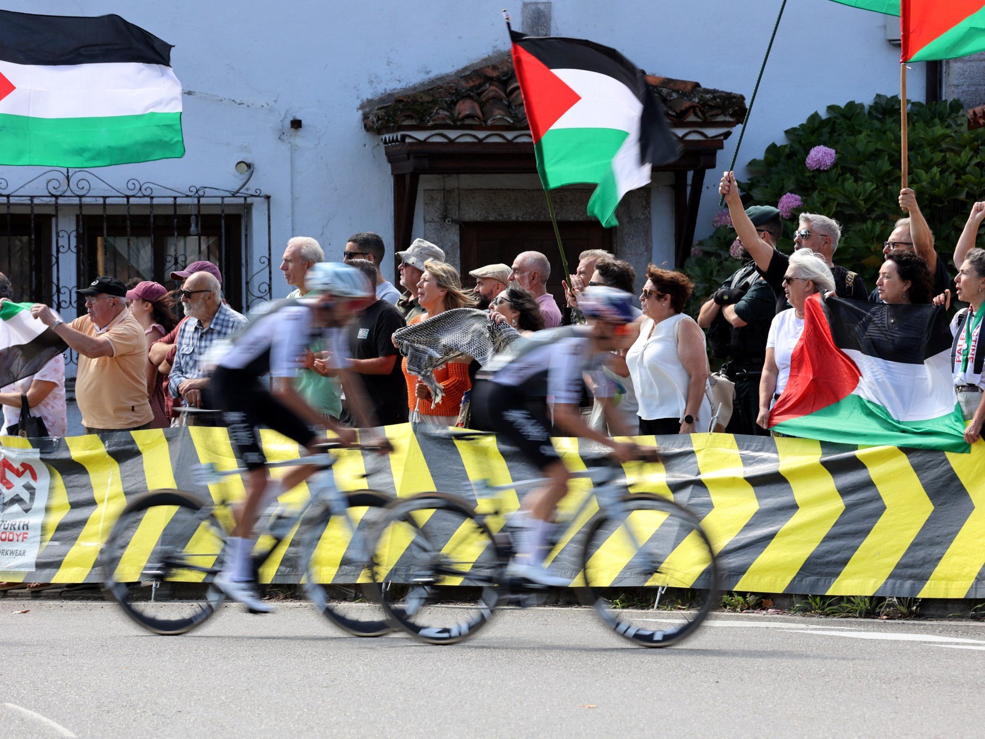 Le proteste pro-Palestine portano una sicurezza "straordinaria" per la Vuelta della Spagna