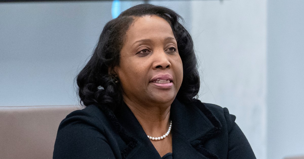 La corte d'appello degli Stati Uniti blocca l'offerta di Trump di licenziare Lisa Cook dalla Federal Reserve