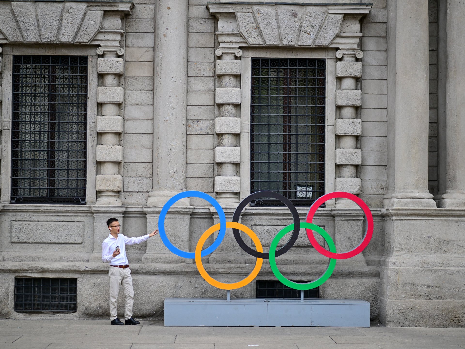 Atleti russi, bielorussi per competere in neutralmente nelle Olimpiadi invernali del 2026