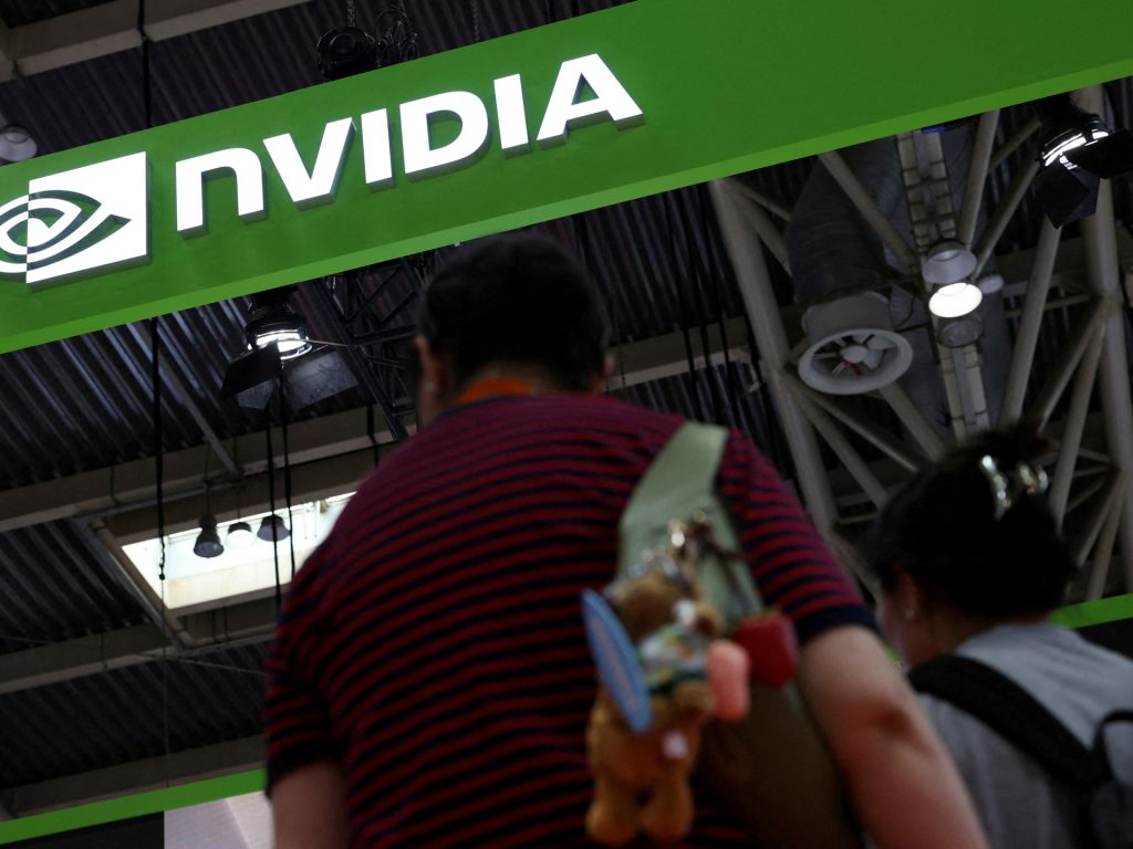 China Bans Tech Firms from Nvidia Chip Acquisti: Rapporto