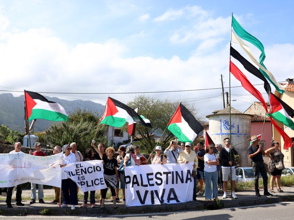 Il ministro spagnolo chiede che Israele venga bandito dallo sport