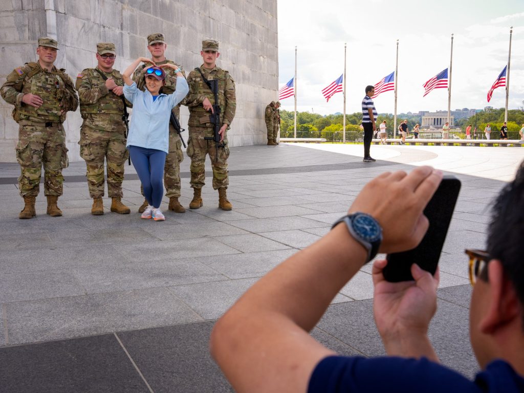Il turismo straniero agli Stati Uniti cade tra le politiche dell'era Trump