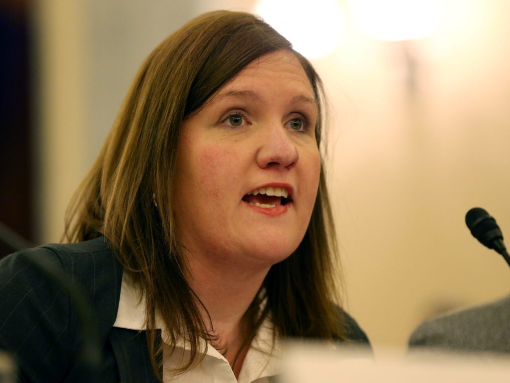 La Corte Suprema degli Stati Uniti consente a Trump di estromettere il commissario FTC per ora