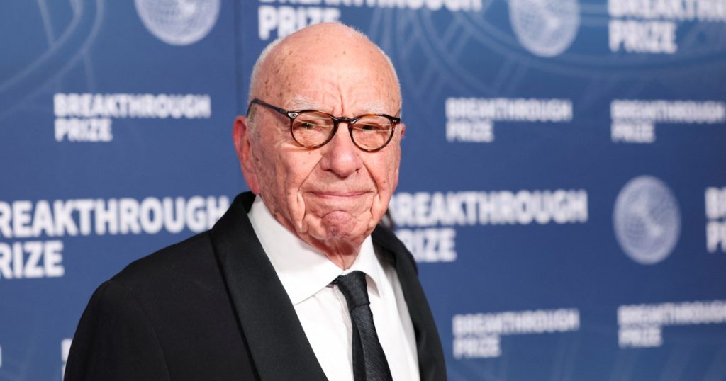 Rupert Murdoch Seals si occupa di passare il controllo dell'impero mediatico al figlio maggiore