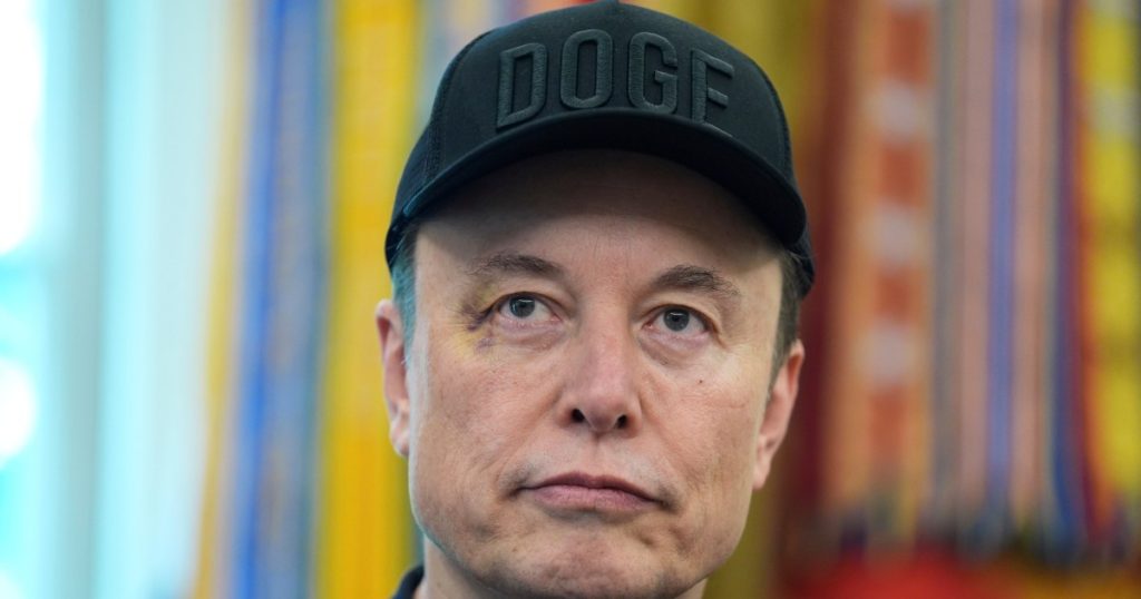 Trump Administration Rehires ha licenziato i dipendenti dopo il blitz di riduzione dei costi