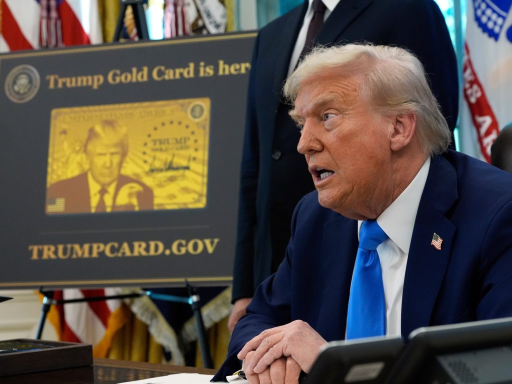 Trump propone un nuovo processo di visto H-1B che dà la priorità ai lavoratori altamente qualificati