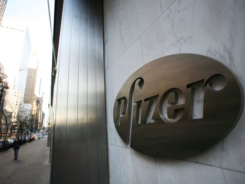 Pfizer Strikes si occupano dell'amministrazione Trump per tagliarci i prezzi delle droghe