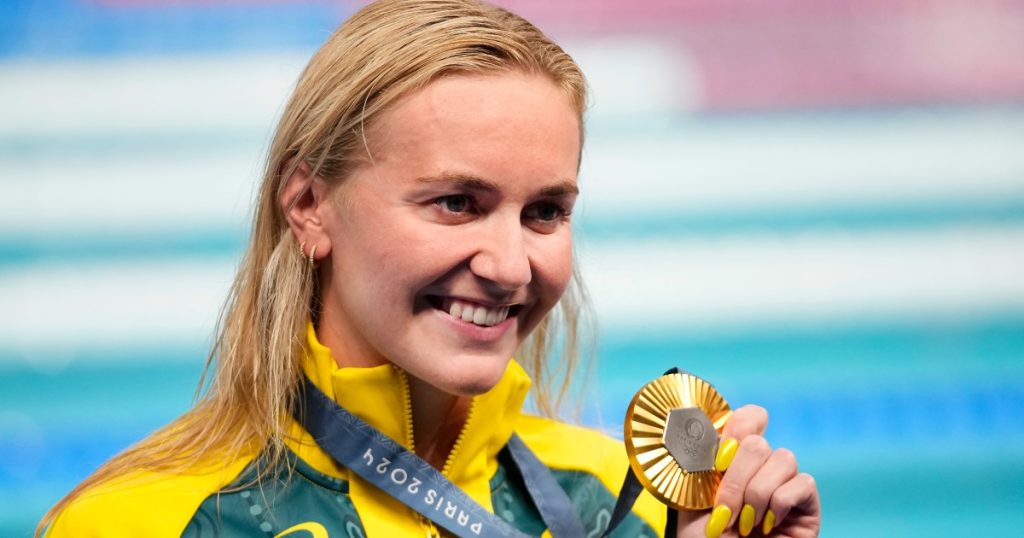 Ariarne Titmus, medaglia d'oro olimpica, si ritira dal nuoto