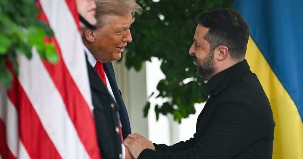 Gli occhi di Zelenskyj invitano ai colloqui Trump-Putin a Budapest