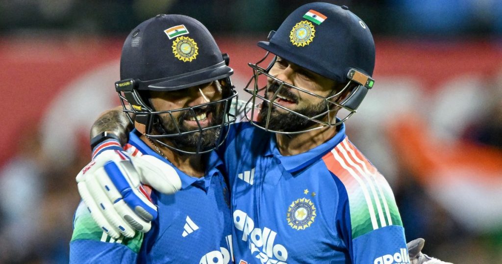 Sharma e Kohli dell'India negano all'Australia una serie ODI a Sydney