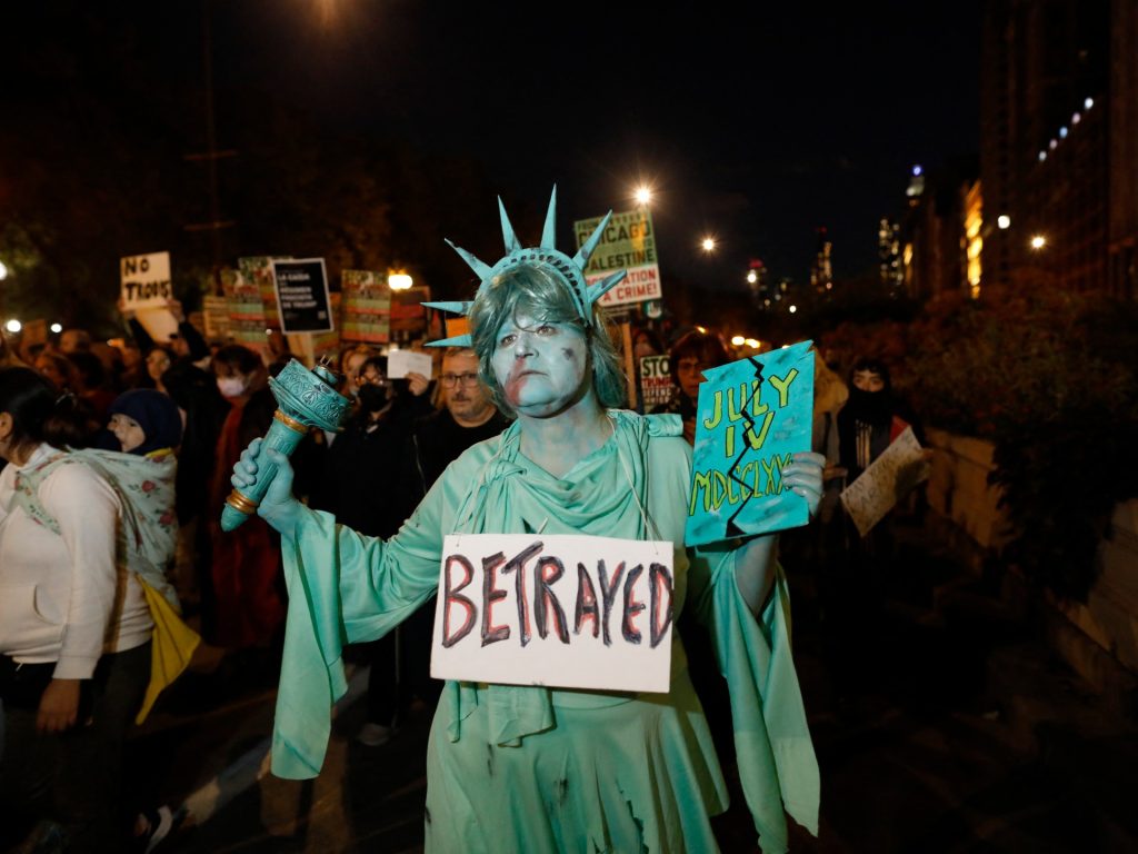 Da Kabul a Chicago: l'impero torna a casa