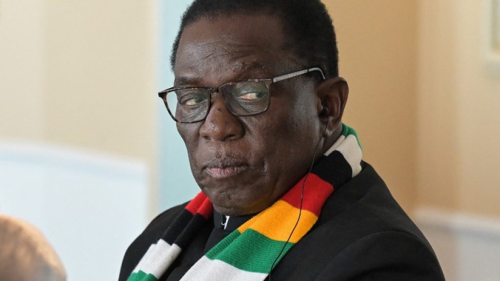 Il partito di governo dello Zimbabwe si propone di estendere la presidenza di Mnangagwa fino al 2030