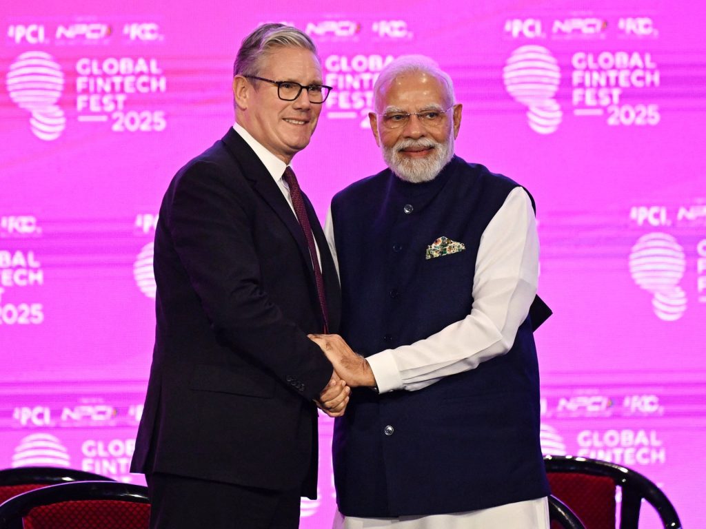 Modi e Starmer salutano l'accordo commerciale tra Regno Unito e India come rivelato da nuovi investimenti