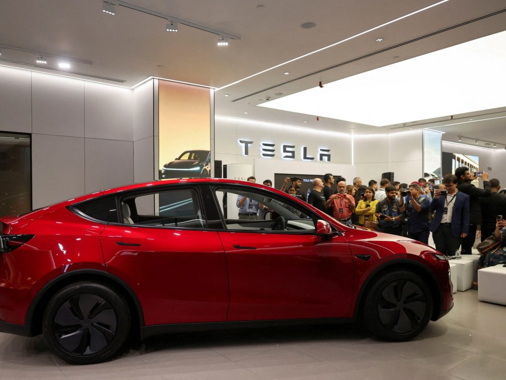 Salto delle vendite di Tesla mentre gli acquirenti si arrampicano prima della scadenza del credito d'imposta EV