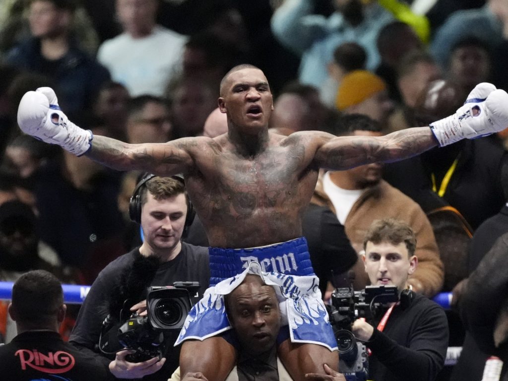Benn domina Eubank Jr nella rivincita di boxe per vincere lo scontro dei pesi medi