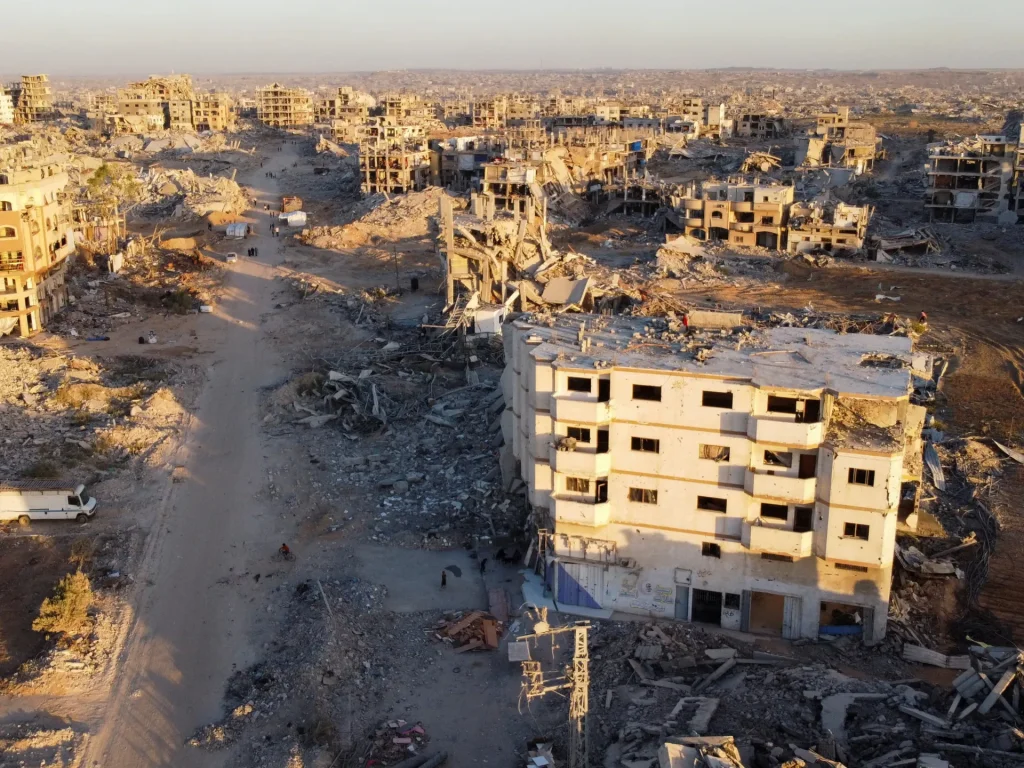 La guerra e le restrizioni di Israele portano l’economia palestinese al collasso record