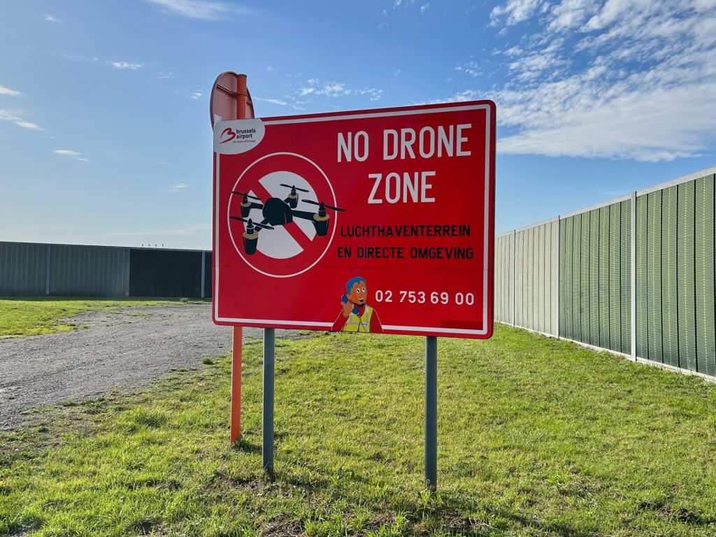 L’esercito britannico aiuta il Belgio dopo gli avvistamenti di droni vicino agli aeroporti
