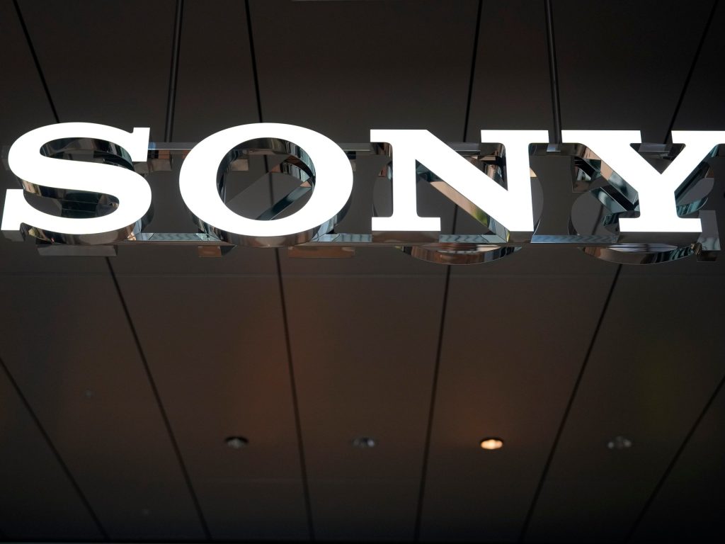 Sony, Warner e Universal firmano accordi di licenza musicale AI con la startup Klay