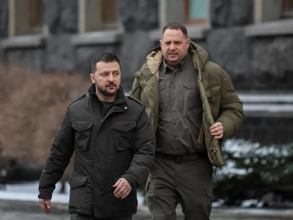 Il principale collaboratore di Zelenskyj si dimette dopo una perquisizione da parte degli investigatori anticorruzione