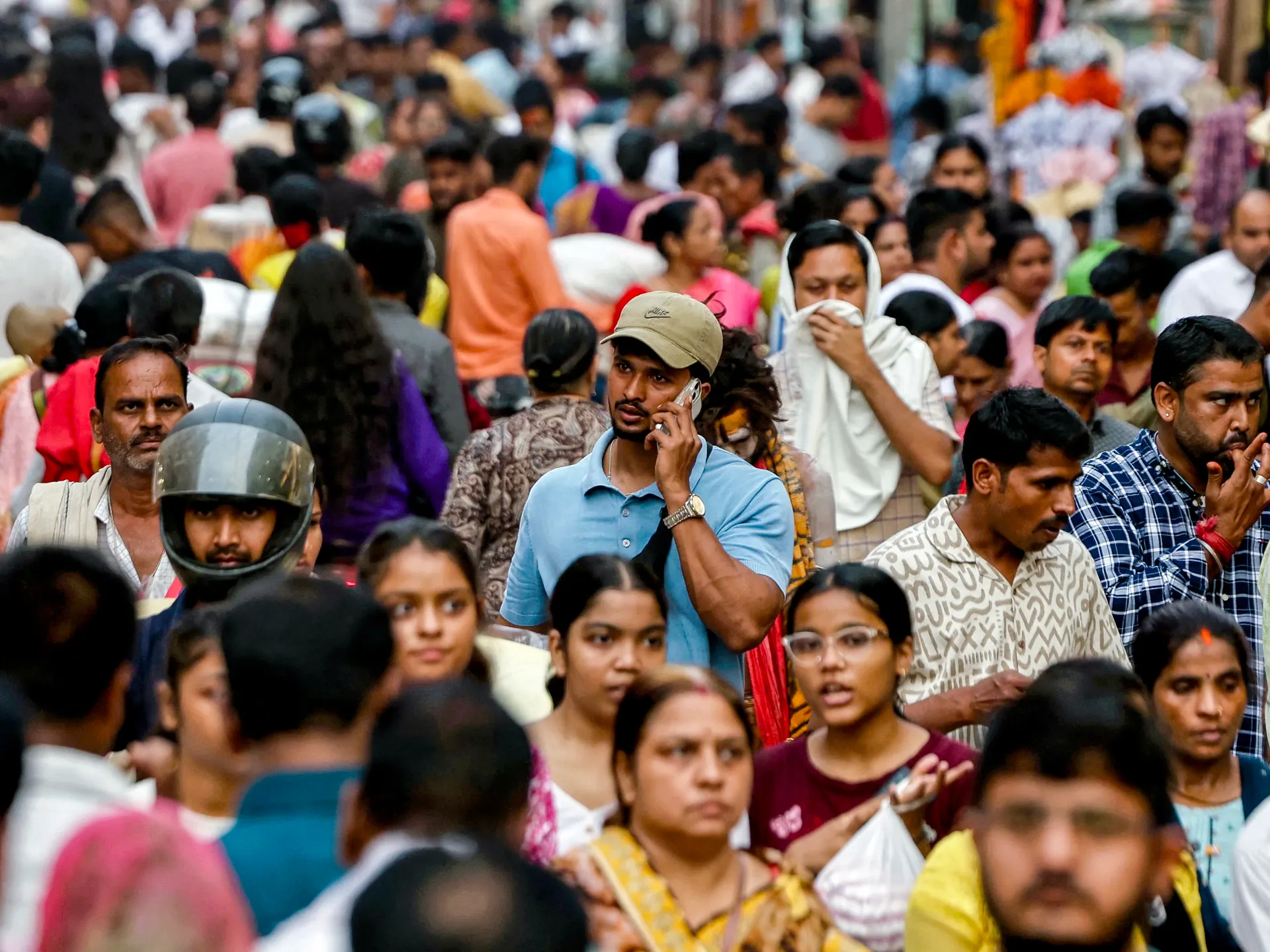 L'India ordina ai produttori di telefoni di preinstallare l'app di sicurezza web di proprietà statale: rapporto