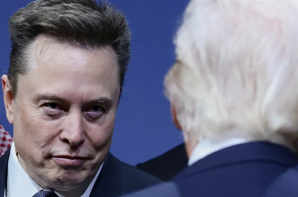 Musk vince l'appello degli Stati Uniti per ripristinare il pacchetto paga Tesla del 2018