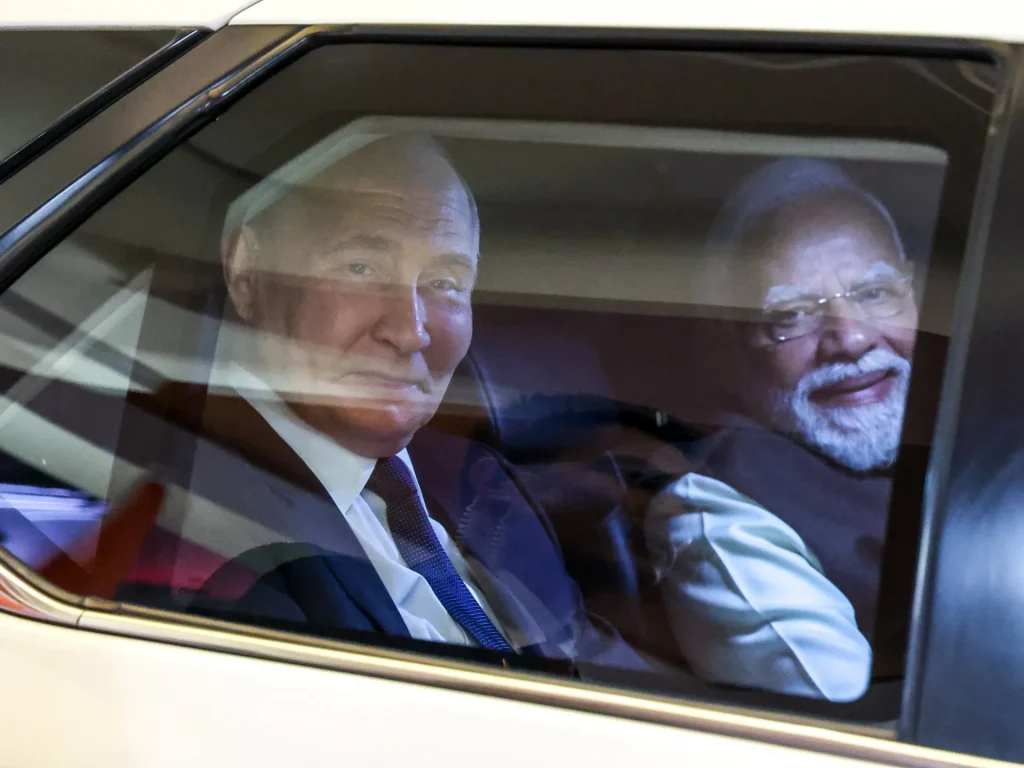 Putin sfida le pressioni degli Stati Uniti sull’India per il petrolio russo durante la visita di stato