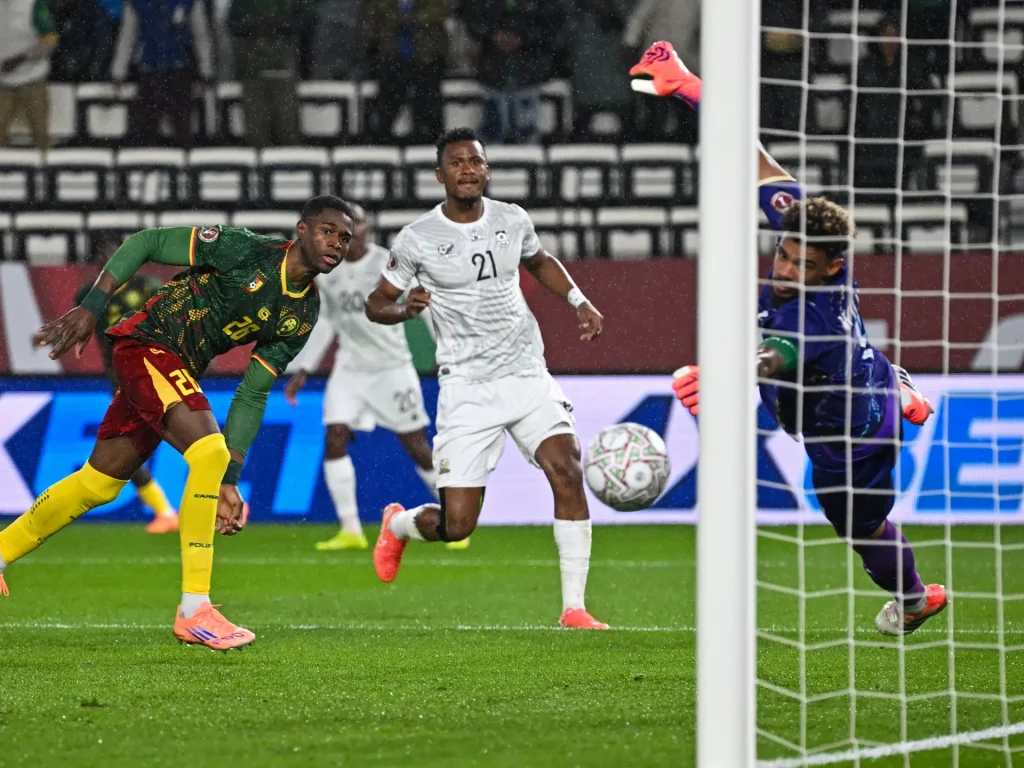 Il Camerun supera il Sudafrica 2-1 e si aggiudica i quarti di finale dell'AFCON contro il Marocco