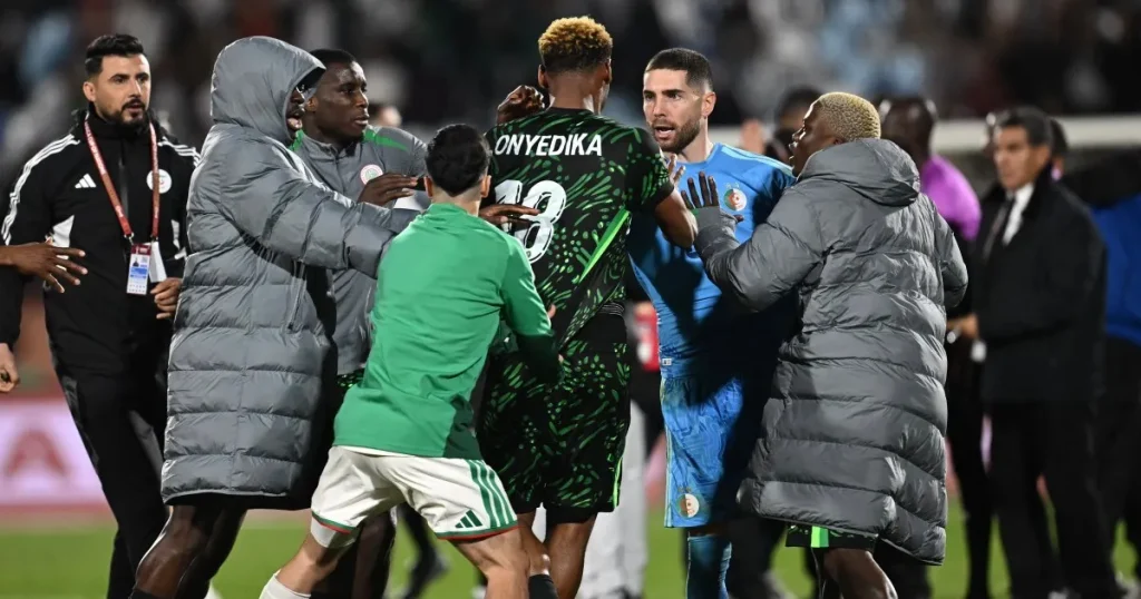 Gli organizzatori dell'AFCON 2025 indagano sugli scontri alle partite di Nigeria e Marocco