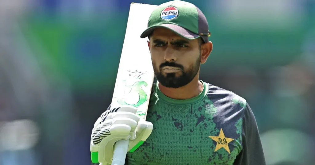 Babar ritorna come convocato per la Coppa del Mondo T20 del Pakistan nonostante i dubbi sul torneo