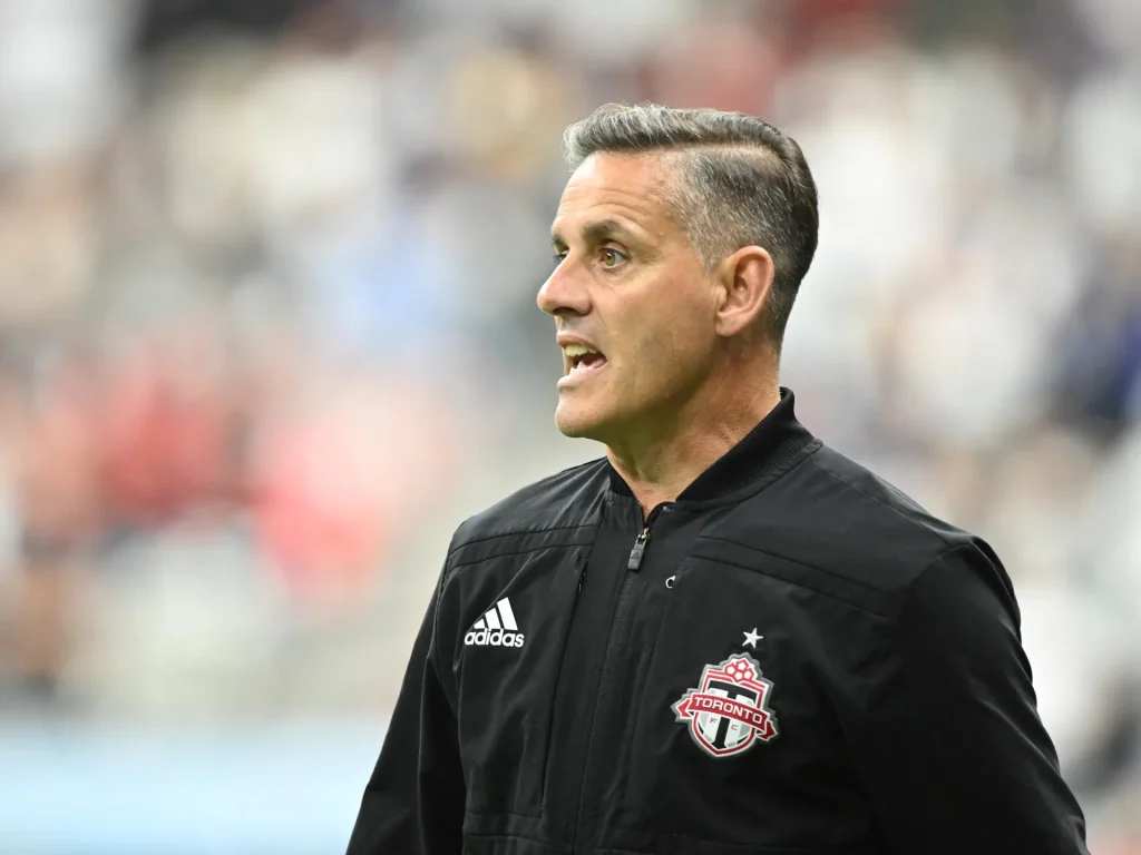 L'Indonesia assume l'ex allenatore del Canada Herdman per sostituire Kluivert