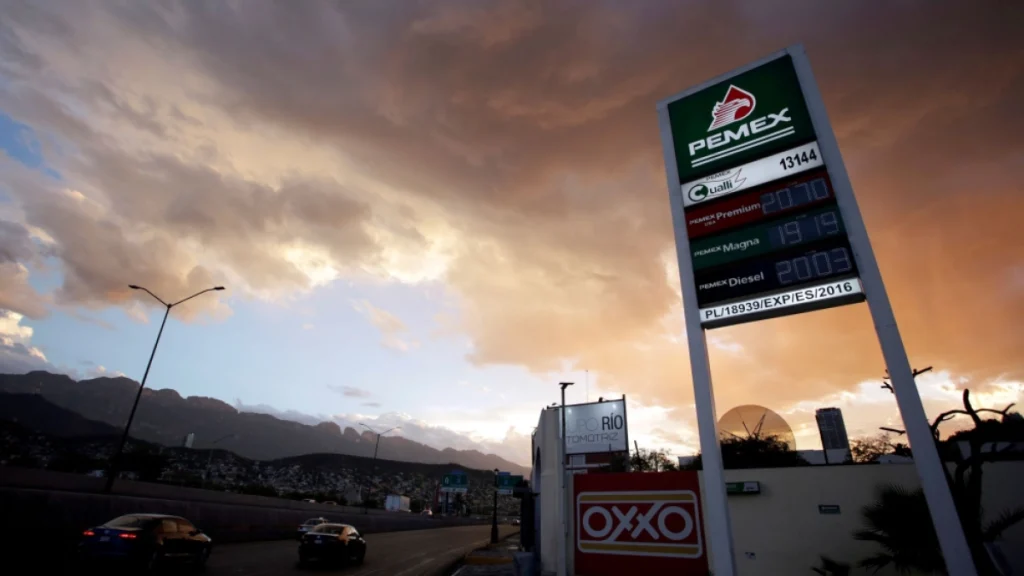 L’industria petrolifera messicana deve far fronte alle nuove pressioni derivanti dal petrolio venezuelano sotto gli Stati Uniti