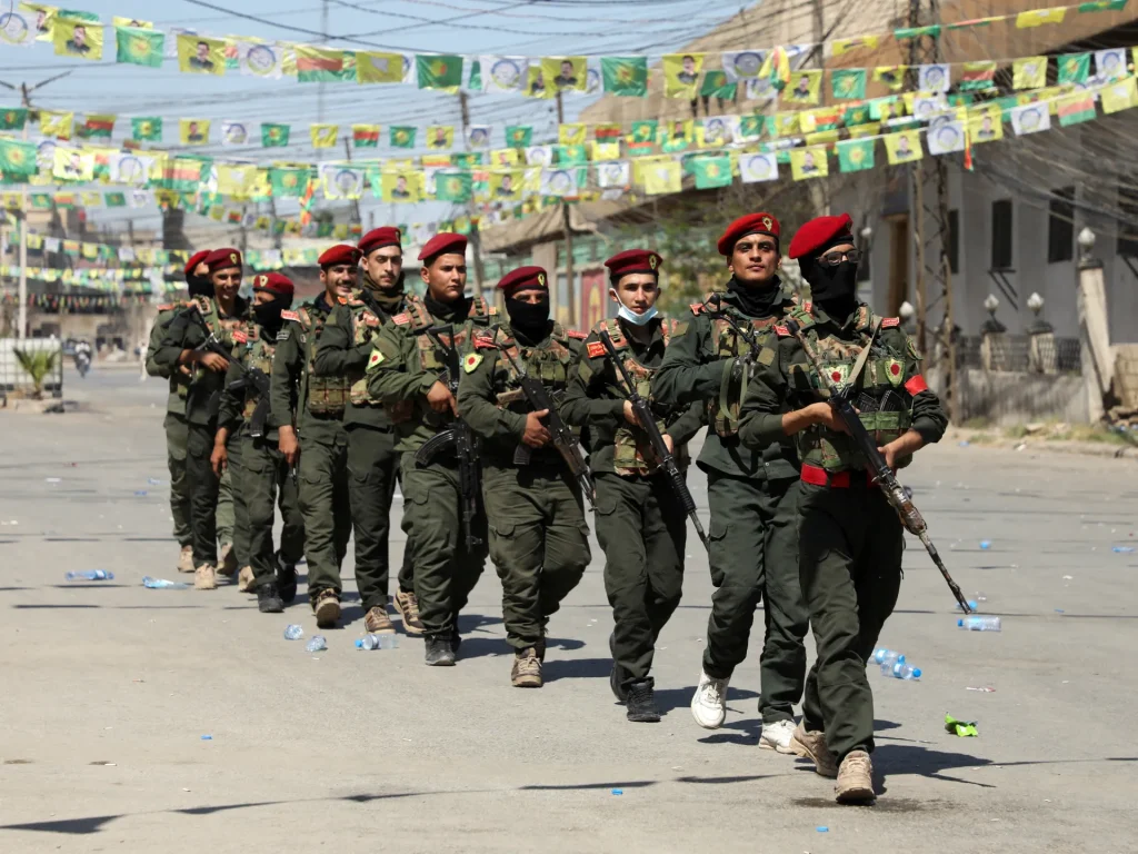 L’integrazione delle fazioni armate rimane una delle maggiori sfide della Siria