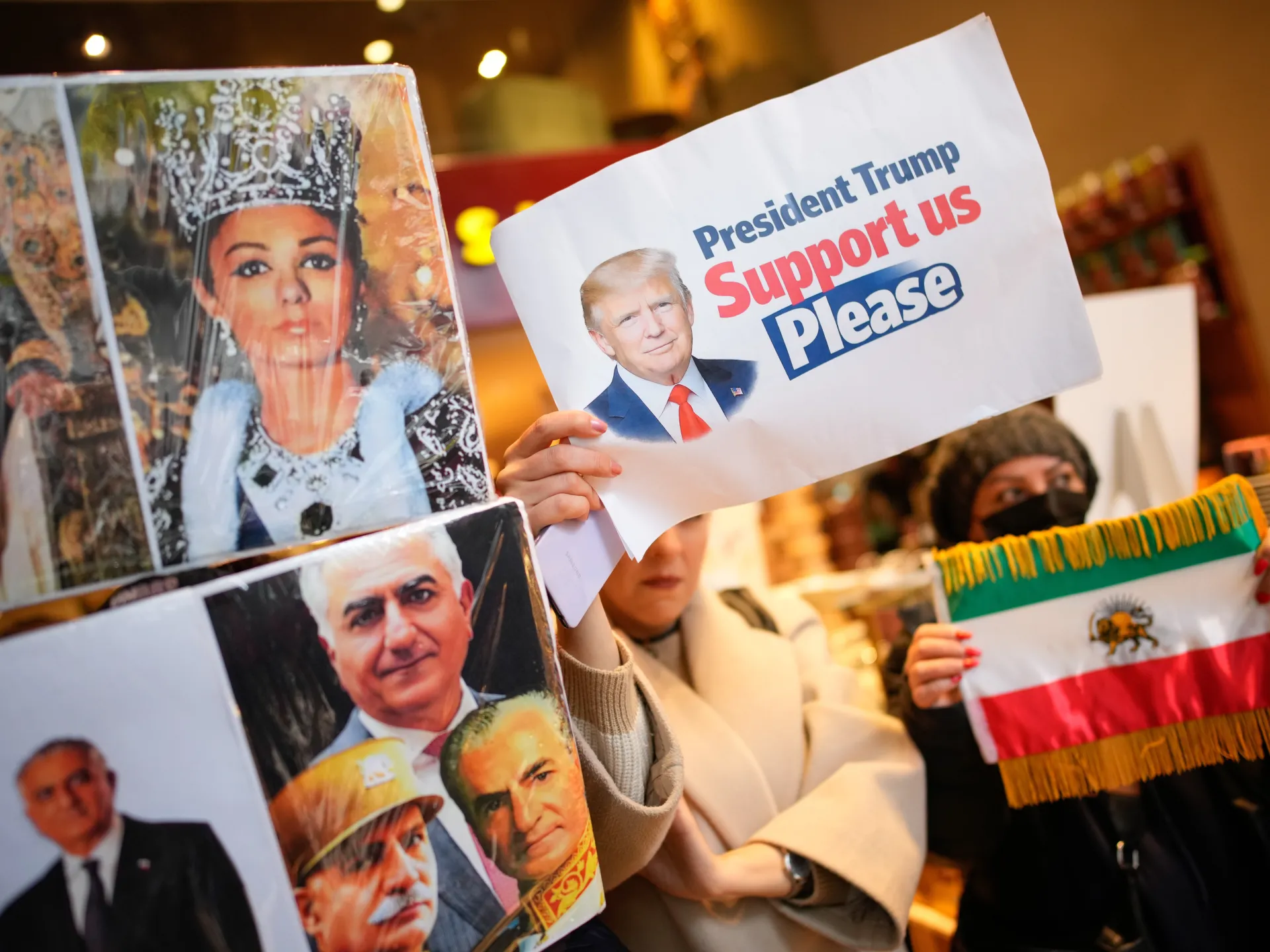 Trump afferma che qualsiasi paese che fa affari con l’Iran dovrà affrontare dazi del 25%.