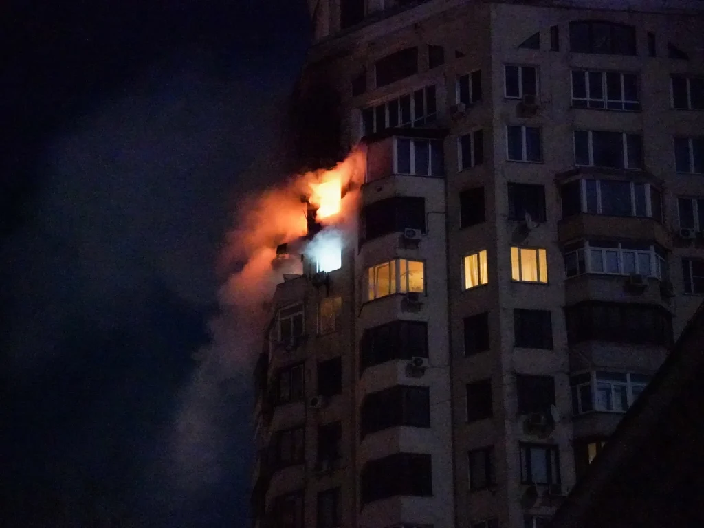 La Russia rinnova gli attacchi contro le città ucraine congelate