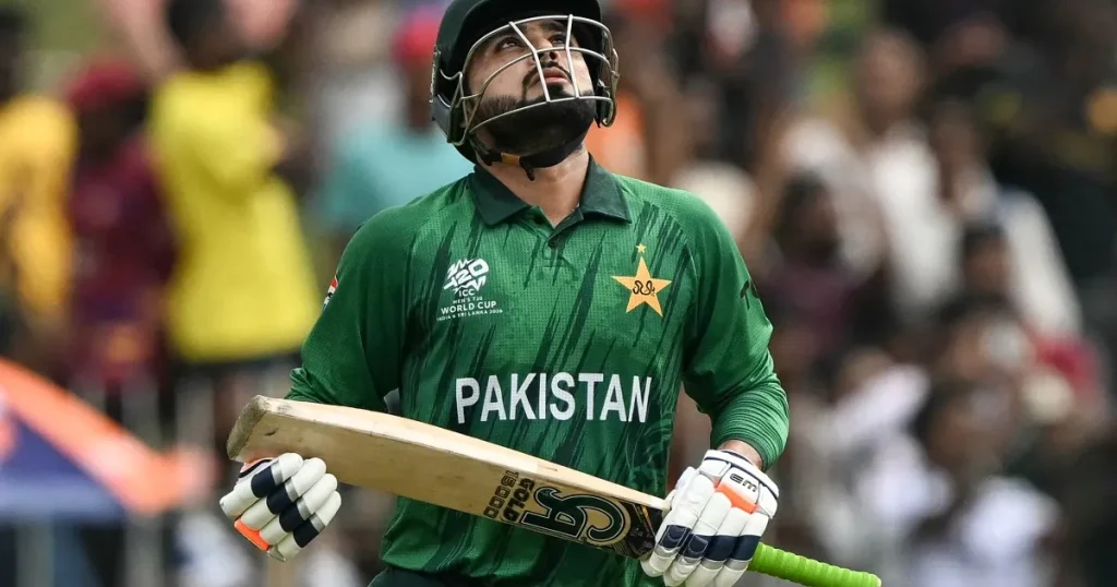 Faheem guida il Pakistan alla vittoria nervosa sull'Olanda nella gara di apertura della Coppa del Mondo T20