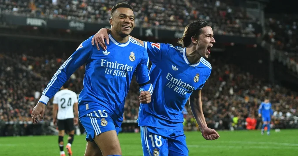 Mbappe, il Real Madrid batte il Valencia; divario ristretto rispetto a Barcellona sulla scala