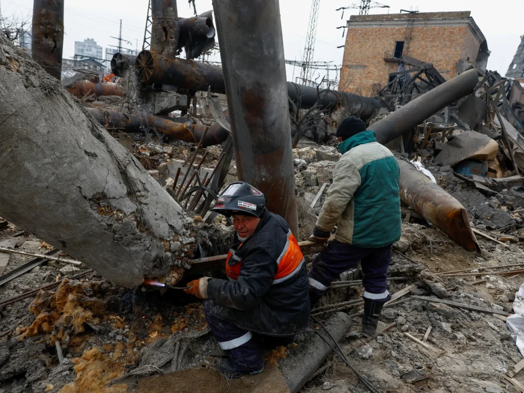 La pazienza dell’Ucraina nei confronti delle pressioni pacifiste degli Stati Uniti si esaurisce mentre la Russia evita le pressioni