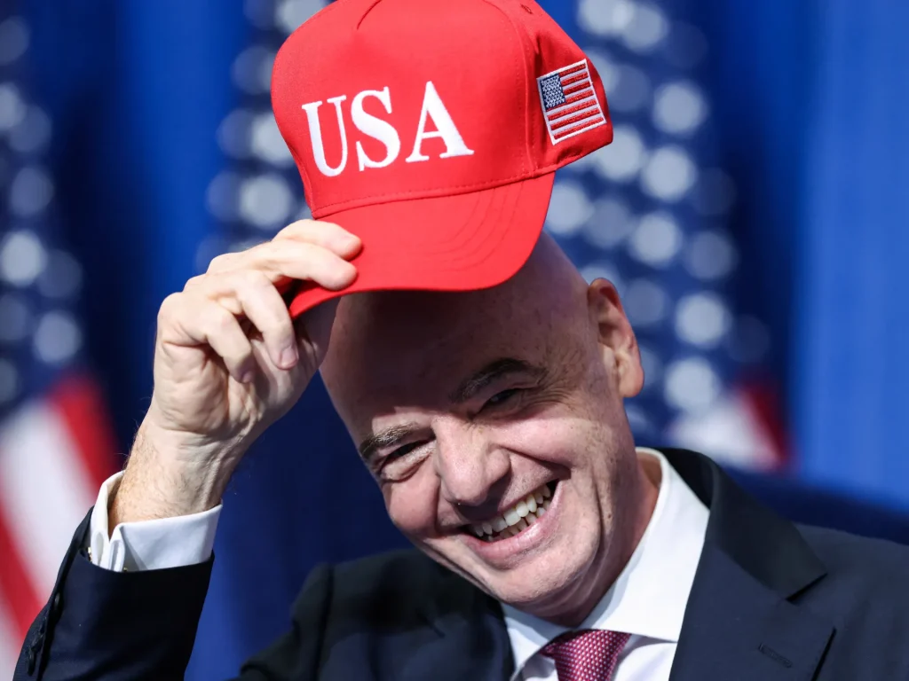 La UEFA e la FIFA potrebbero ricevere un cartellino rosso dalla CPI per aver ignorato le violazioni israeliane