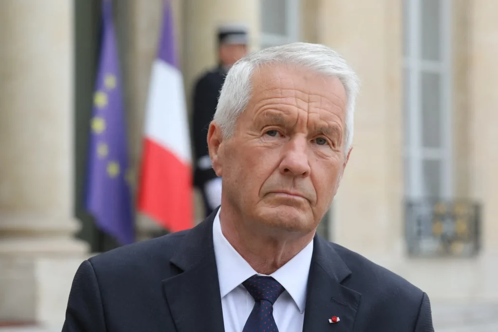 La polizia norvegese indaga sull'ex primo ministro Jagland sui legami con Epstein